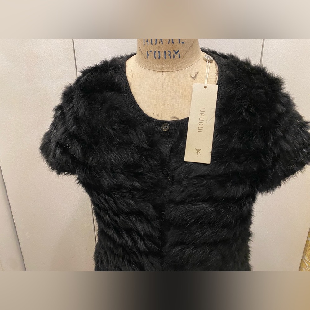 Monari cropped fur top with buttons - Picture 8 of 12